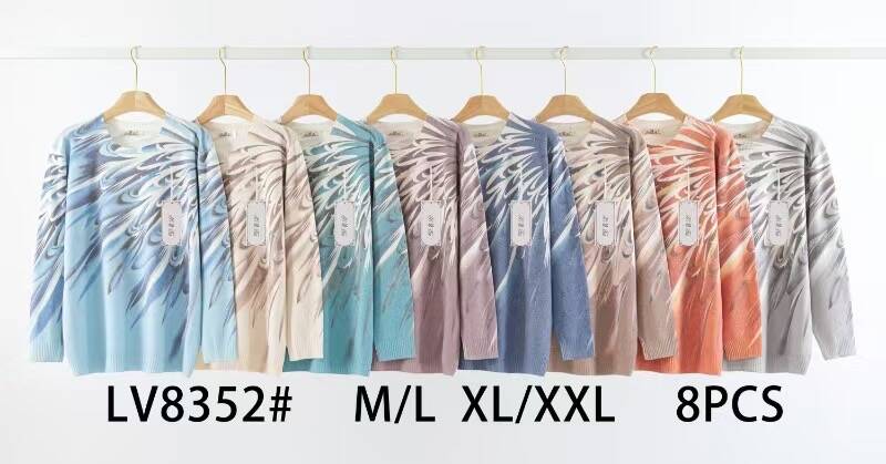 Swetry damskie Roz M/L-XL/2XL. Mix kolor. Paczka 8 szt